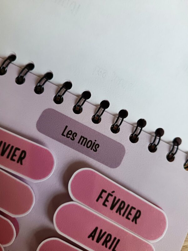 2 - Livrets d_activités_18-24 mois_Photos_livret-apprentissage-enfant-17-pages-14 Livret : Apprentissage - Format sac
